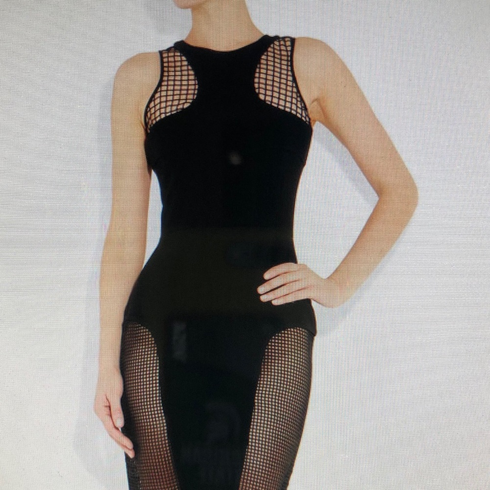 Hakaan designers Crepe and sheer mesh